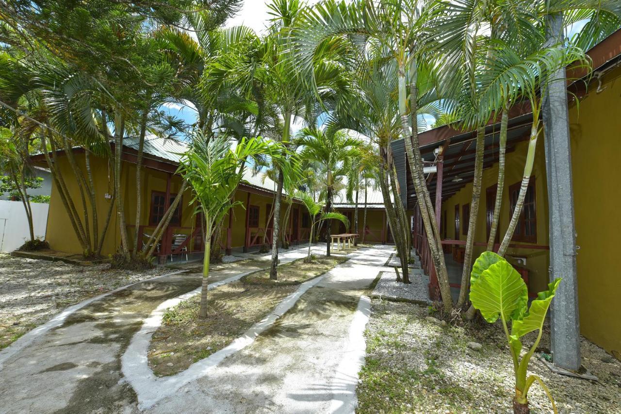 Hotel Collection O 90622 Sehijau Cenang Pantai Cenang  Exterior foto