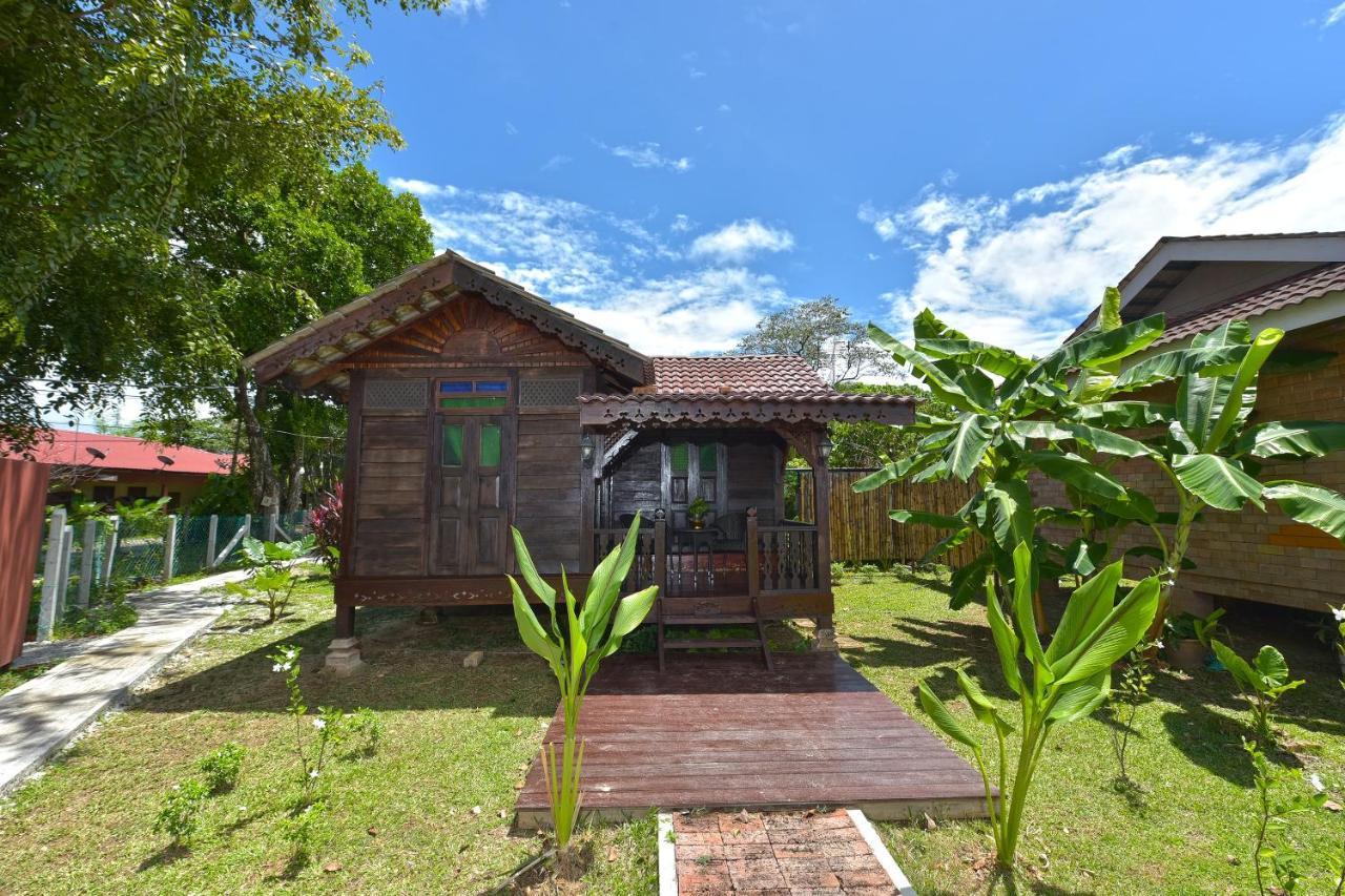 Hotel Collection O 90622 Sehijau Cenang Pantai Cenang  Exterior foto